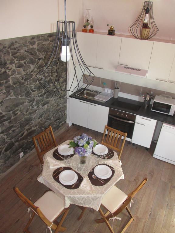 הוילה Fajã da Ovelha Casa Formiga מראה חיצוני תמונה